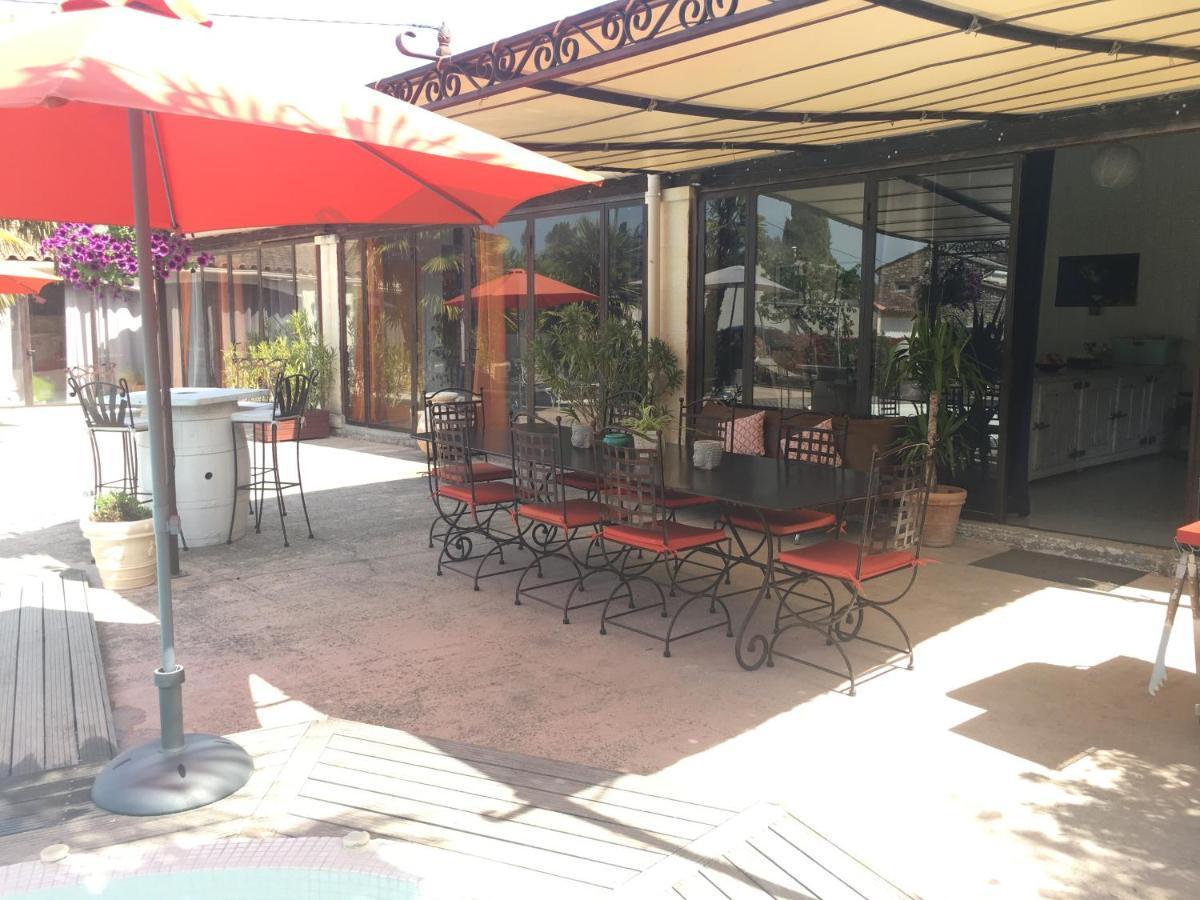 Mas De La Butte Blanche Bed & Breakfast Orgon ภายนอก รูปภาพ