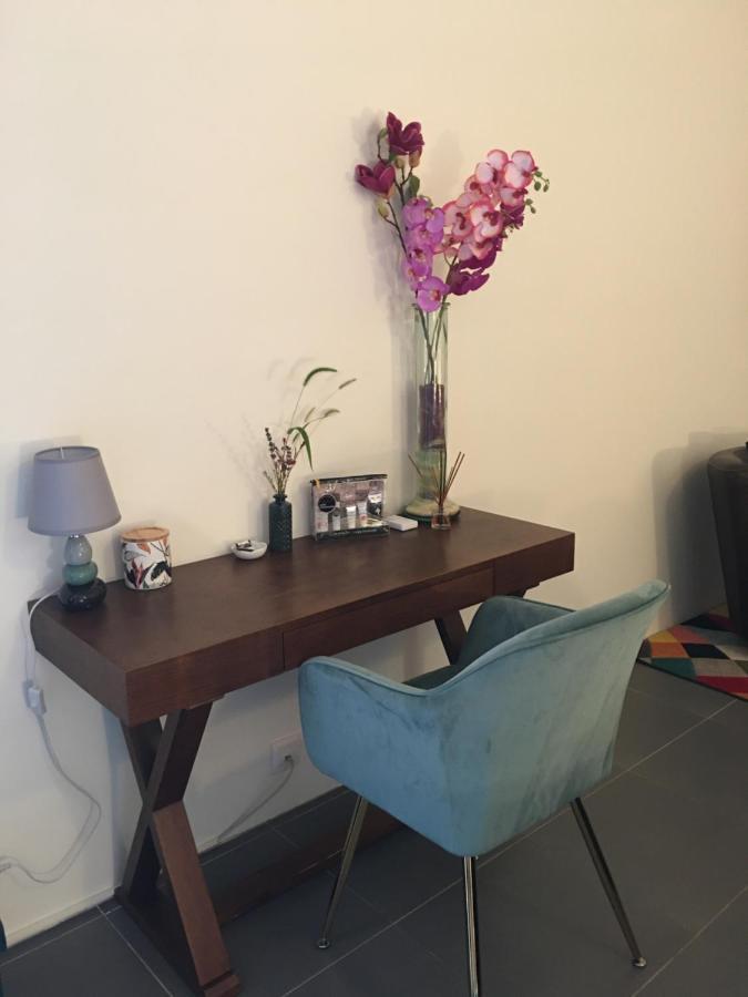 Mas De La Butte Blanche Bed & Breakfast Orgon ภายนอก รูปภาพ